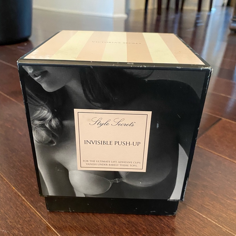 Victoria’s Secret Style Secrets invisible push-up adhesive bra - size C